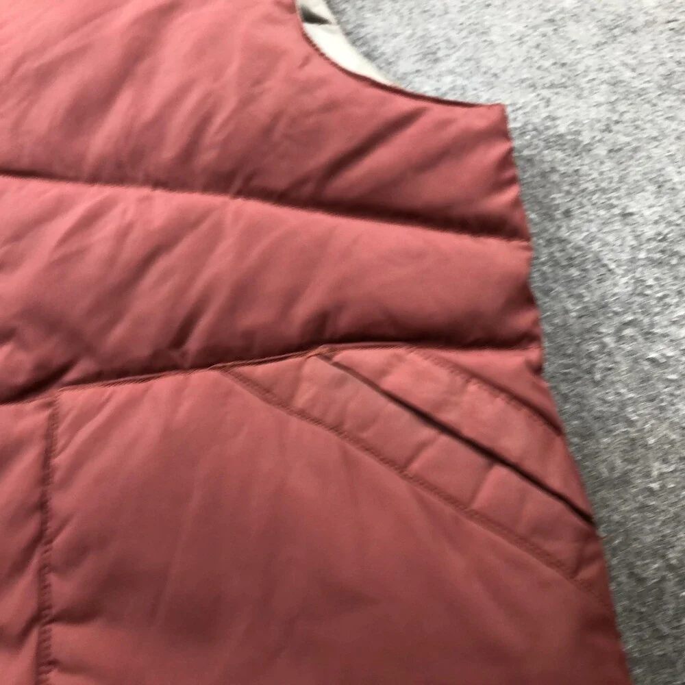 Camel Goose Down Vest Mens Medium Reversible Red Tan Puffer Quilted Snap Front - Picture 4 of 15